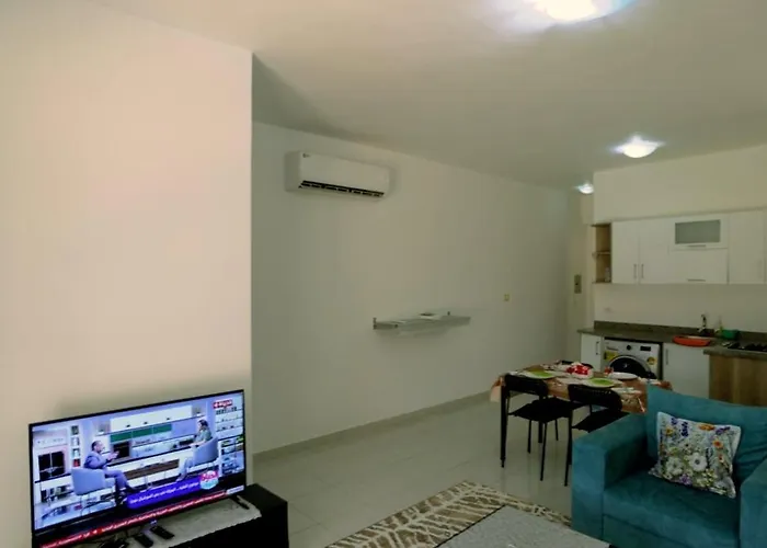 La Bonita Flat